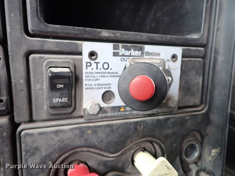 image for item IS9398 2012 International ProStar  semi truck