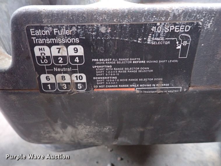 image for item IS9398 2012 International ProStar  semi truck