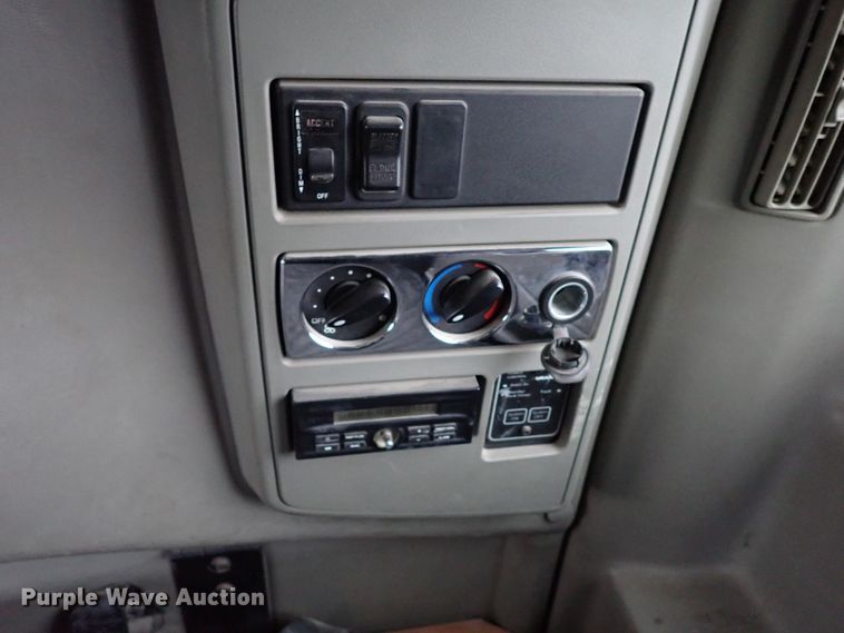 image for item IS9398 2012 International ProStar  semi truck