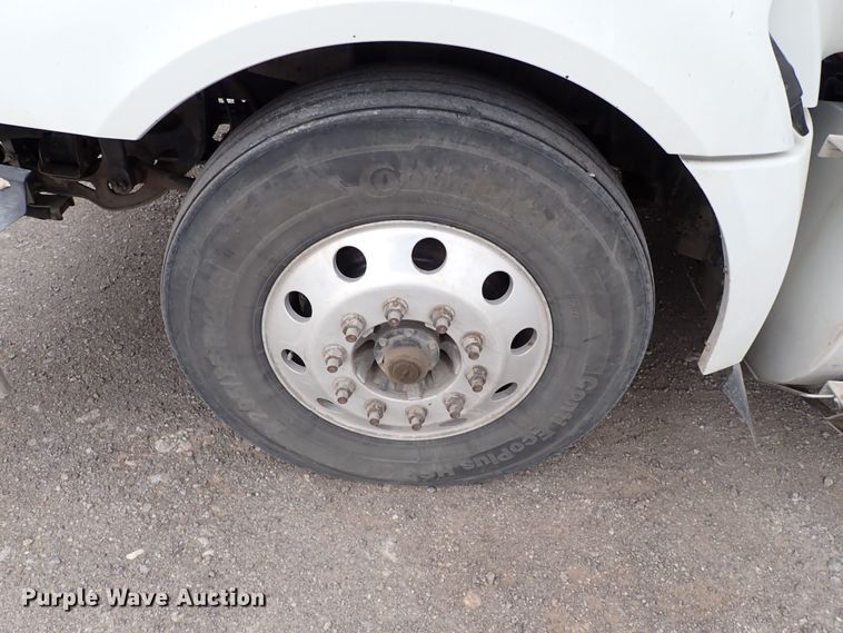 image for item IS9398 2012 International ProStar  semi truck