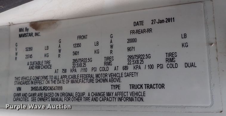 image for item IS9398 2012 International ProStar  semi truck