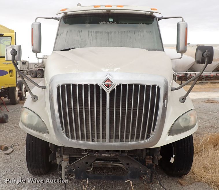 image for item IS9448 2012 International ProStar  semi truck
