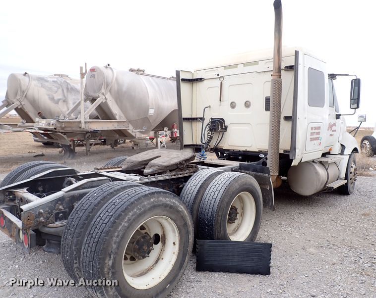 image for item IS9448 2012 International ProStar  semi truck