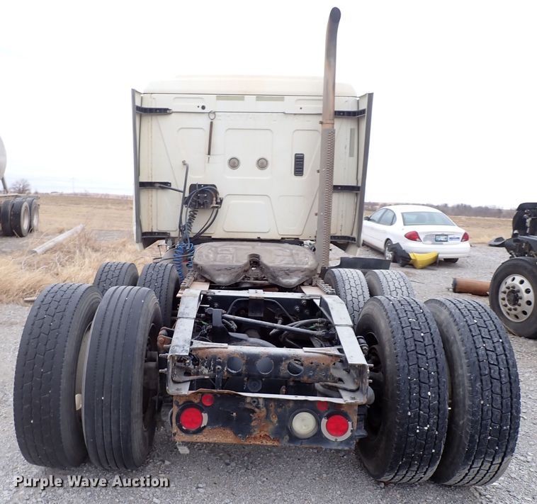 image for item IS9448 2012 International ProStar  semi truck