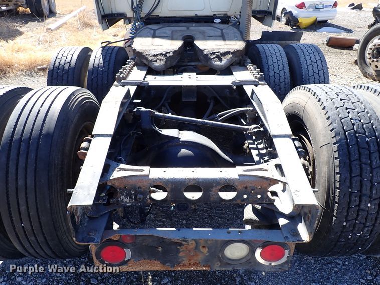 image for item IS9448 2012 International ProStar  semi truck