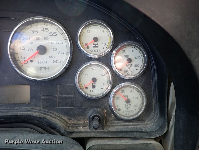 image for item IS9448 2012 International ProStar  semi truck