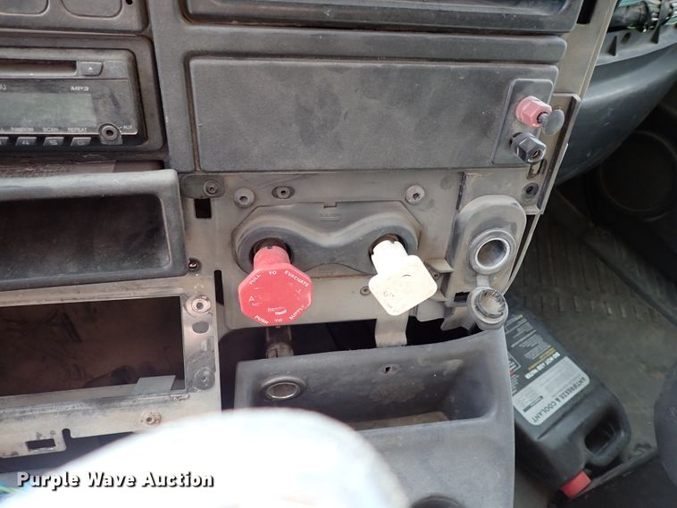 image for item IS9448 2012 International ProStar  semi truck