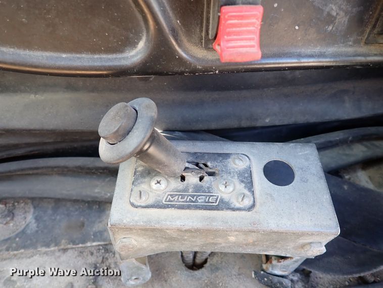 image for item IS9448 2012 International ProStar  semi truck