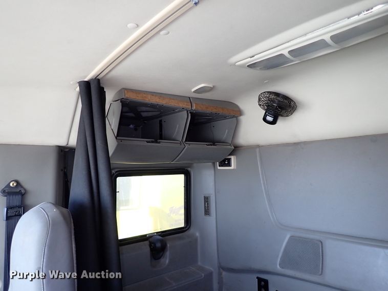 image for item IS9448 2012 International ProStar  semi truck