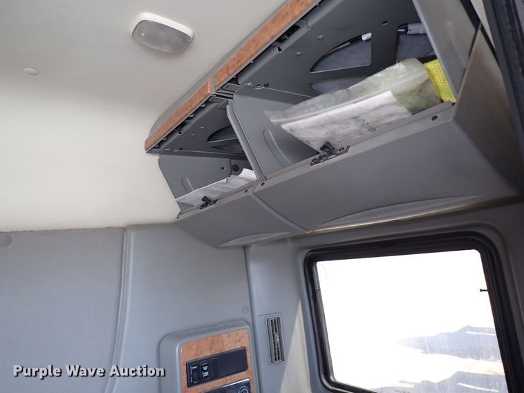 image for item IS9448 2012 International ProStar  semi truck