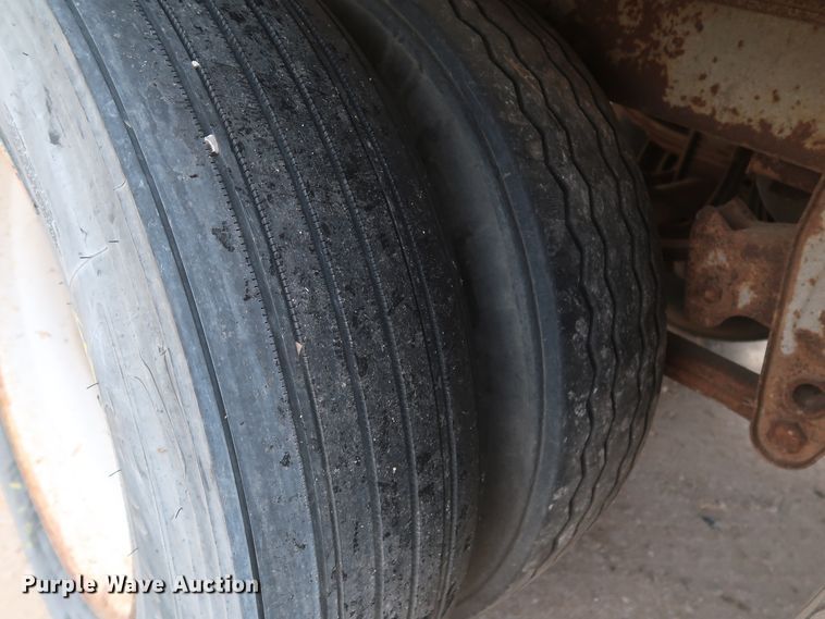 image for item IY9159 1995 Great Dane  dry van trailer