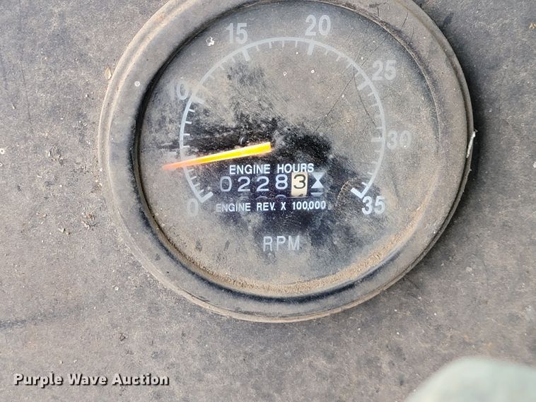 image for item JE9931 1974 International Transtar 4300  semi truck