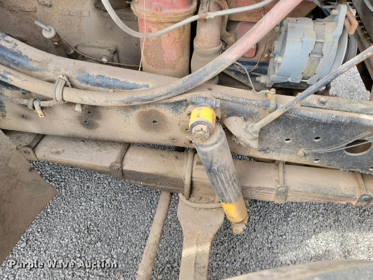 image for item JE9931 1974 International Transtar 4300  semi truck