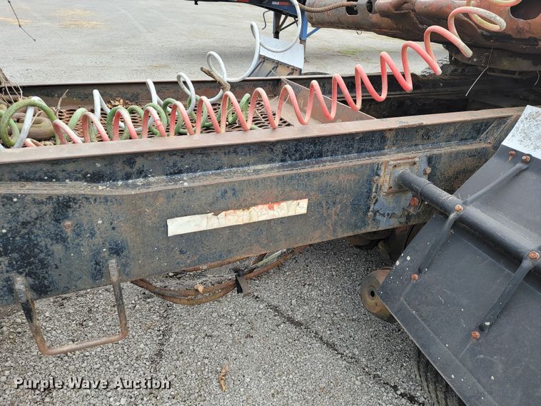 image for item JE9931 1974 International Transtar 4300  semi truck