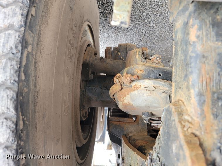 image for item JE9931 1974 International Transtar 4300  semi truck