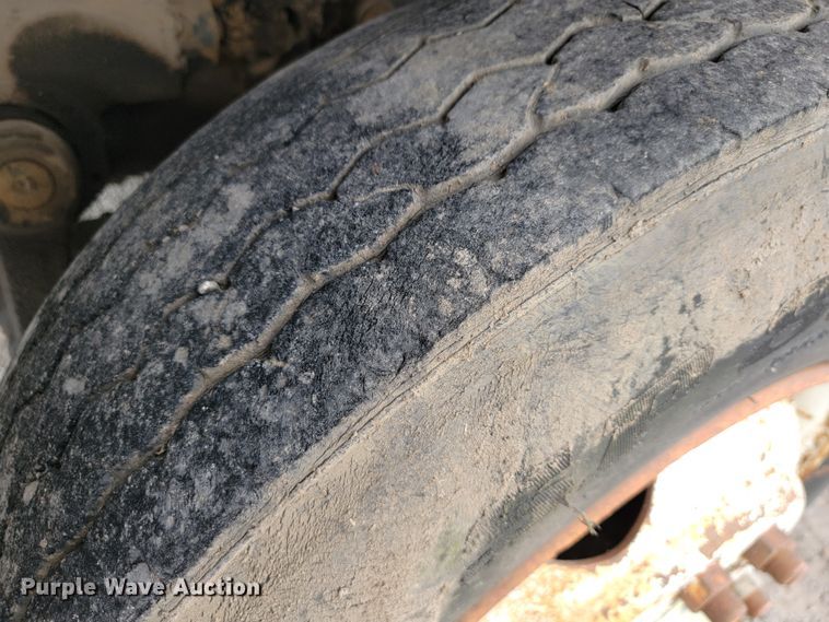 image for item JE9931 1974 International Transtar 4300  semi truck