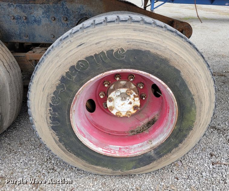 image for item JE9931 1974 International Transtar 4300  semi truck