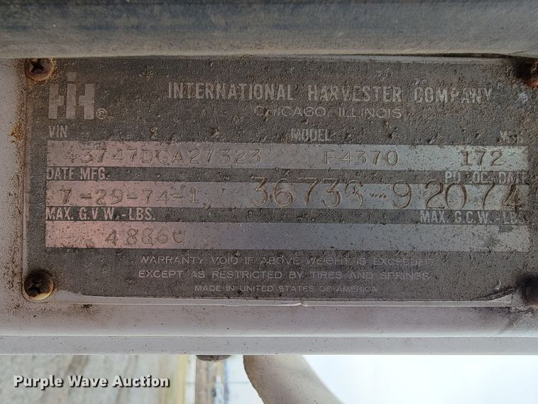 image for item JE9931 1974 International Transtar 4300  semi truck