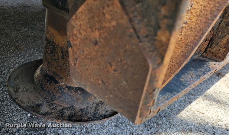 image for item JF9024 2012 Ledwell  tilt deck equipment trailer