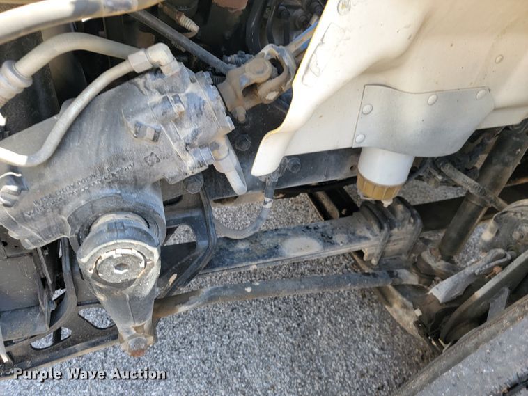 image for item JF9025 2016 International TranStar 8600  semi truck