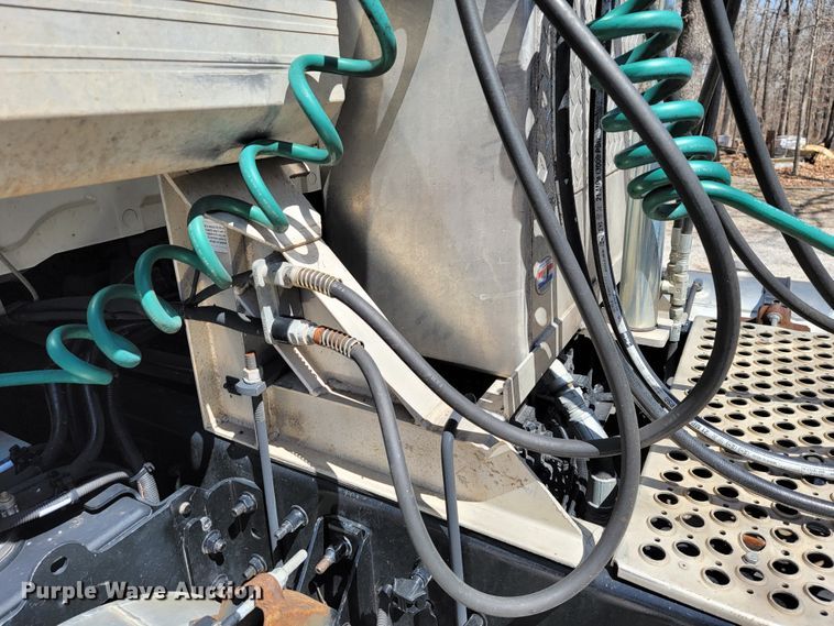 image for item JF9025 2016 International TranStar 8600  semi truck