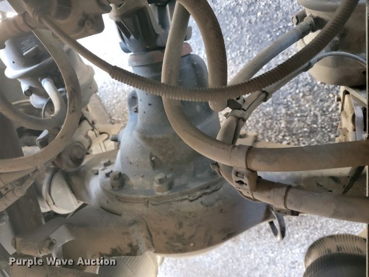 image for item JF9025 2016 International TranStar 8600  semi truck