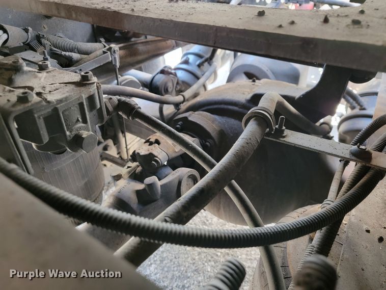 image for item JF9025 2016 International TranStar 8600  semi truck