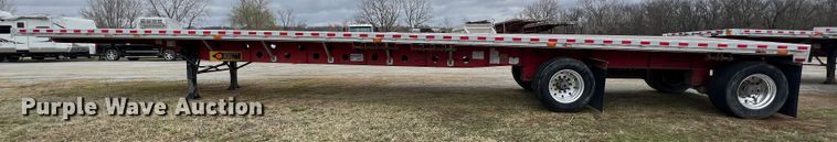 image for item JH9239 2006 Transcraft  flatbed trailer