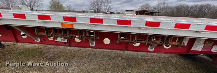 image for item JH9239 2006 Transcraft  flatbed trailer