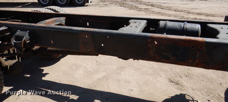 image for item JK9449 1990 Ford CF8000  truck cab and chassis