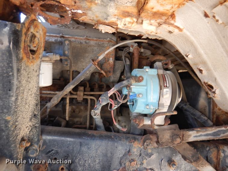 image for item JK9449 1990 Ford CF8000  truck cab and chassis