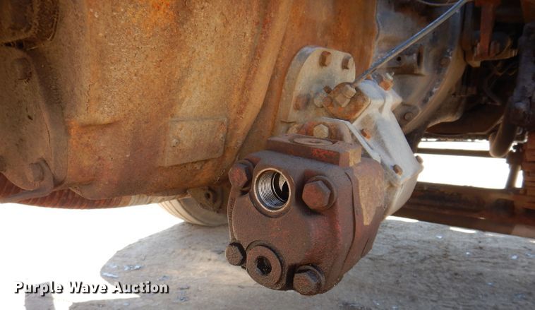 image for item JK9449 1990 Ford CF8000  truck cab and chassis