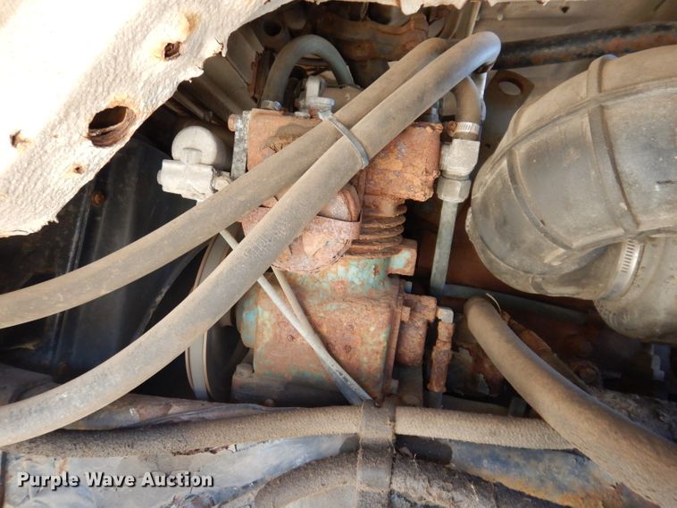 image for item JK9449 1990 Ford CF8000  truck cab and chassis