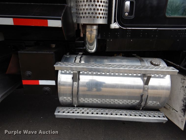 image for item JK9450 2003 Kenworth T800  dump truck