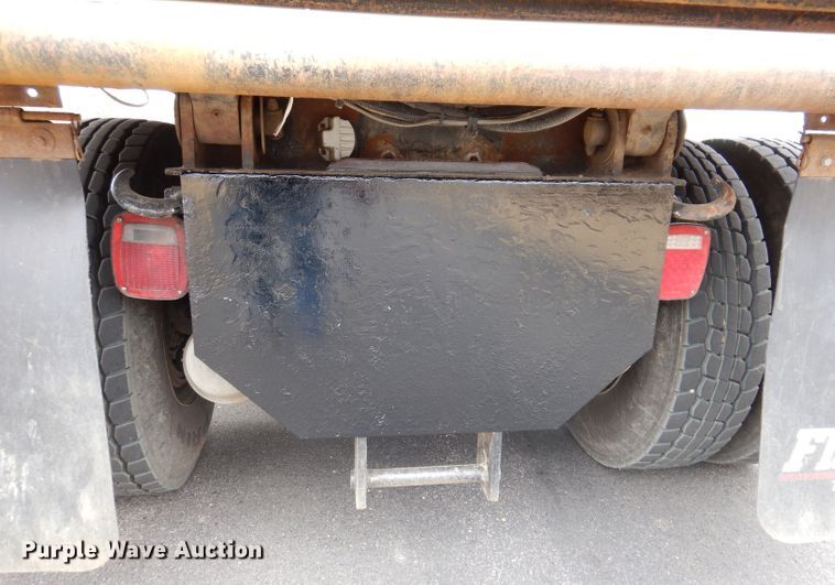 image for item JK9450 2003 Kenworth T800  dump truck