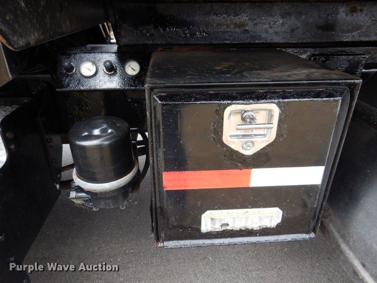 image for item JK9450 2003 Kenworth T800  dump truck