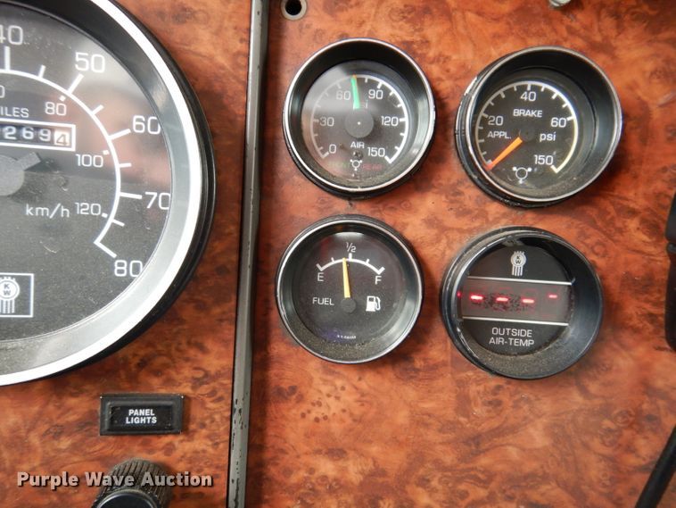 image for item JK9450 2003 Kenworth T800  dump truck