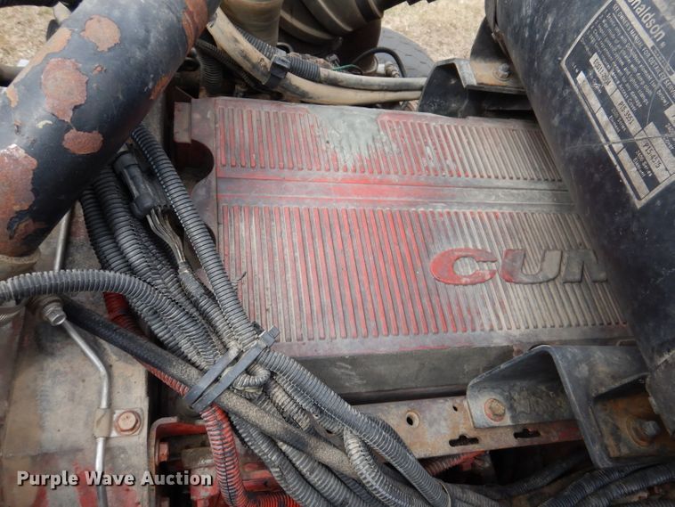 image for item JK9450 2003 Kenworth T800  dump truck