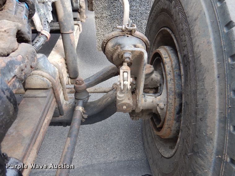 image for item JK9450 2003 Kenworth T800  dump truck