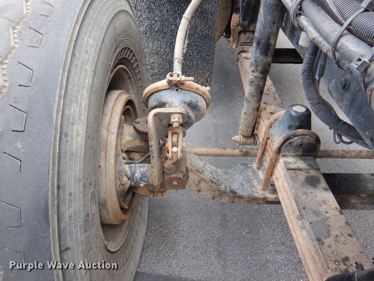 image for item JK9450 2003 Kenworth T800  dump truck