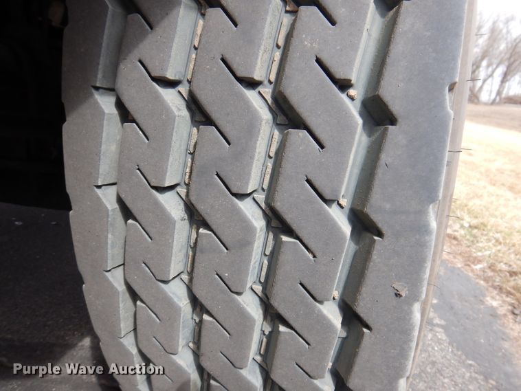 image for item JK9450 2003 Kenworth T800  dump truck