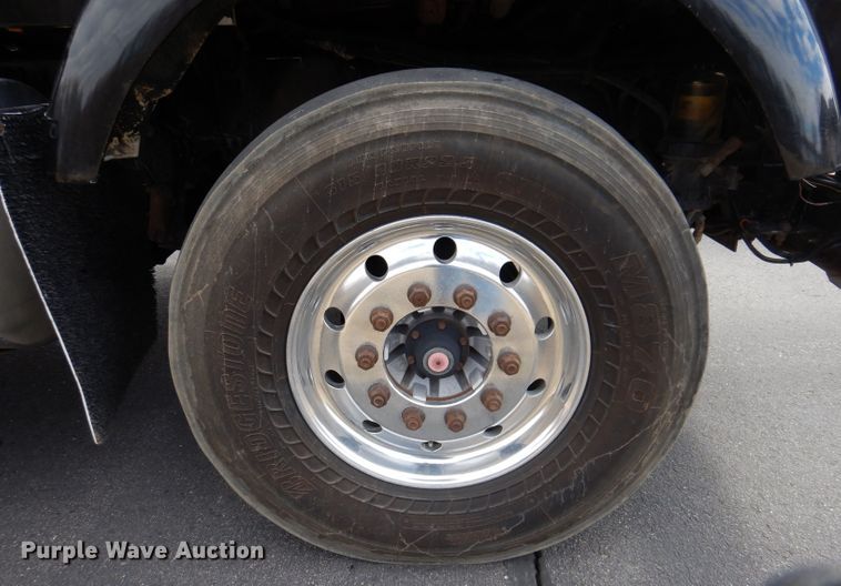 image for item JK9450 2003 Kenworth T800  dump truck