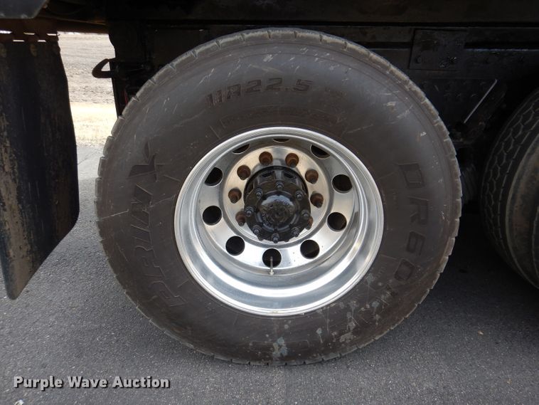 image for item JK9450 2003 Kenworth T800  dump truck