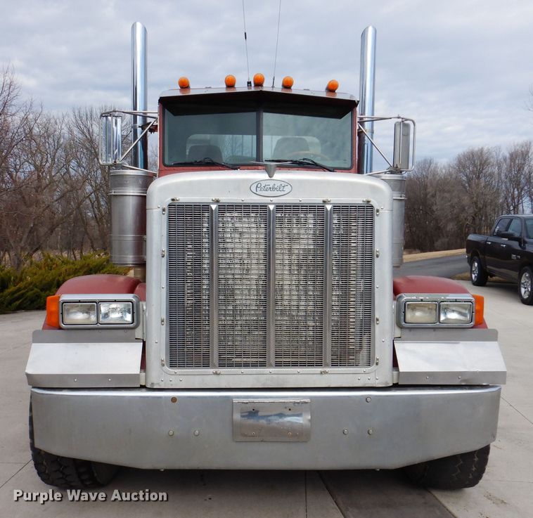 image for item JK9451 1997 Peterbilt 379  semi truck