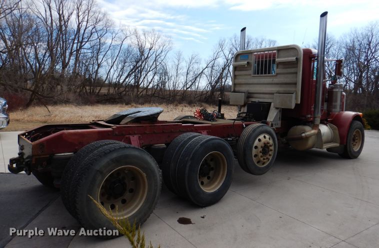 image for item JK9451 1997 Peterbilt 379  semi truck
