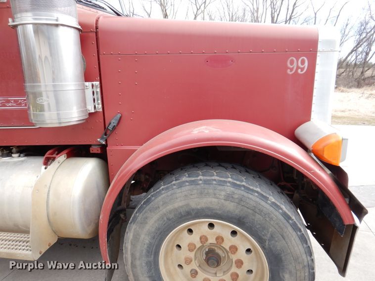 image for item JK9451 1997 Peterbilt 379  semi truck