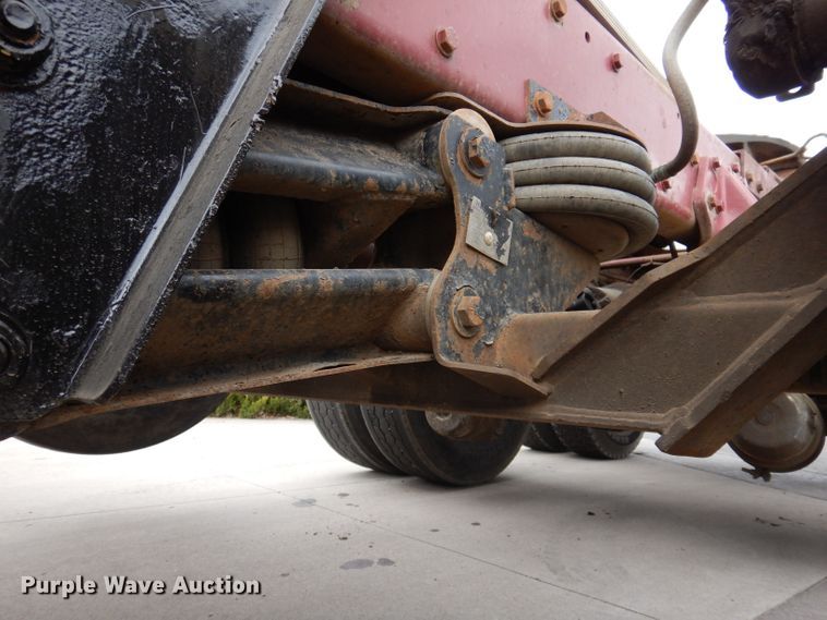 image for item JK9451 1997 Peterbilt 379  semi truck