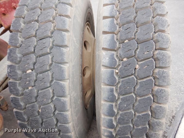 image for item JK9451 1997 Peterbilt 379  semi truck