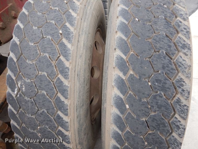 image for item JK9451 1997 Peterbilt 379  semi truck