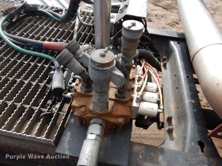 image for item JK9469 1993 Mack CH613  semi truck